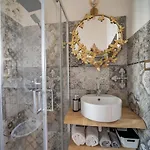 La Casa Della Moda B&B 몬테스카글리오소